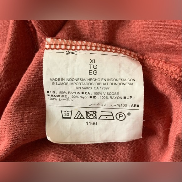 Long Tank Top - Picture 5 of 5